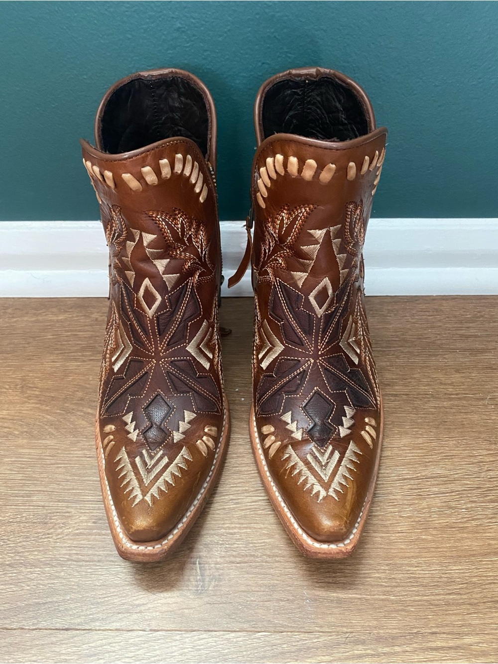 Airy Women's Embroidered Western Ankle Boots - Picture 3 of 9